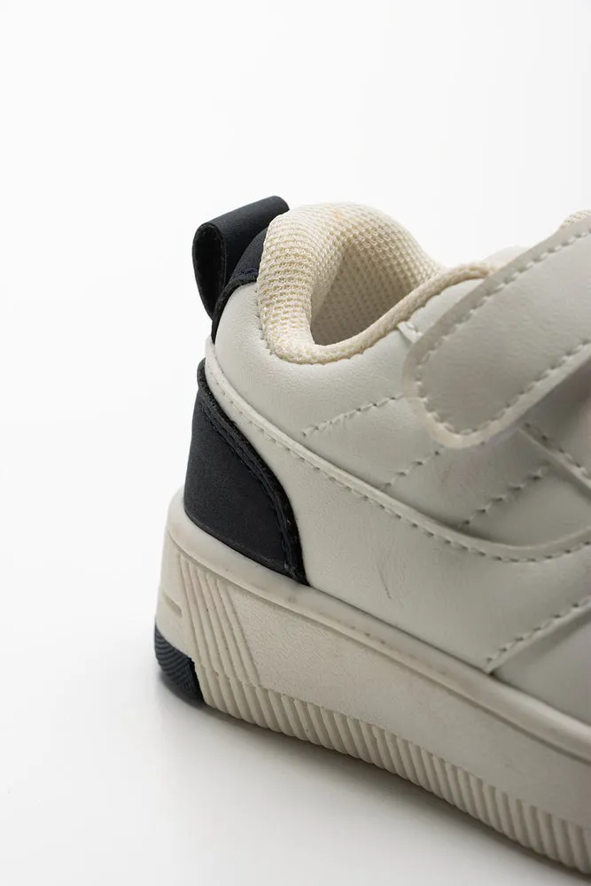 Sneaker White sold by Ackermas product image thumbnail 4