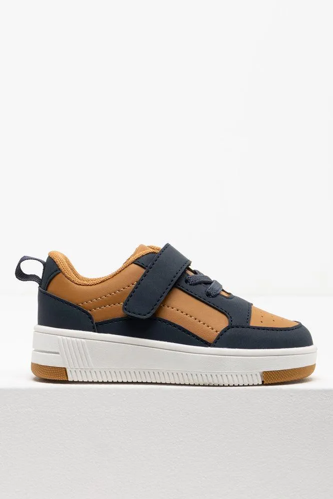 Sneaker Multi sold by Ackermas product image thumbnail 2