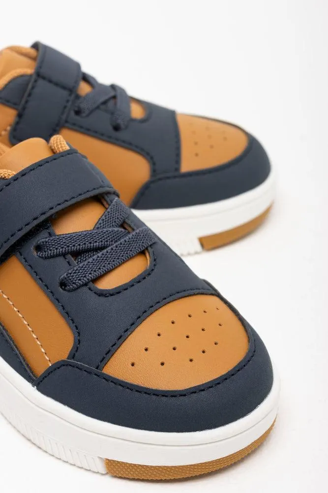 Sneaker Multi sold by Ackermas product image thumbnail 3