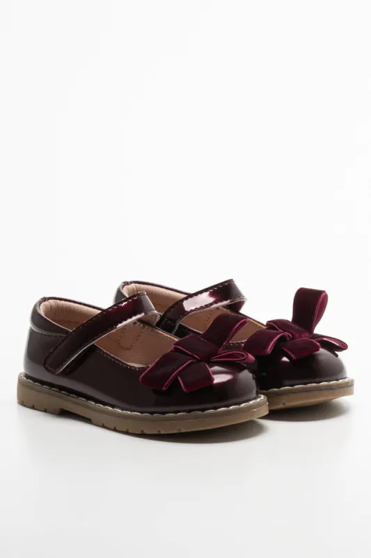 Bow Shoe Burgundy sold by Ackermas