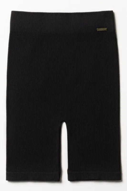 Seamless Cycle Shorts Black sold by Ackermas