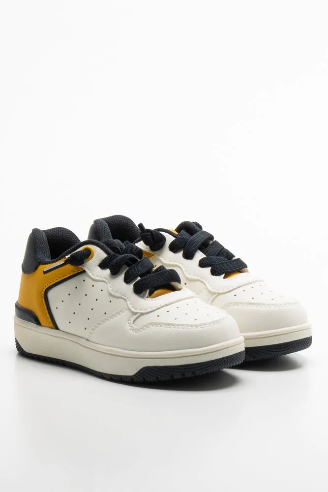 Skate Sneaker White sold by Ackermas