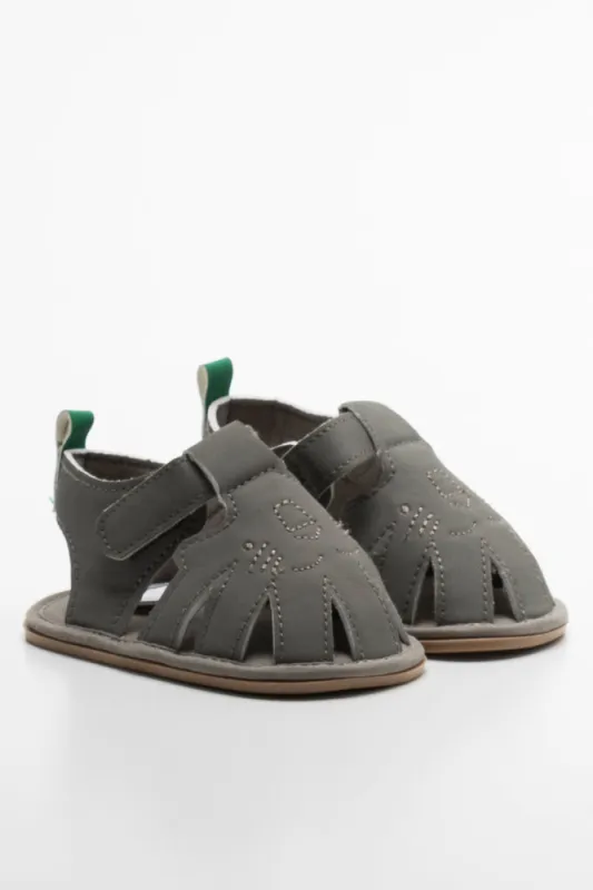 Sandals Grey sold by Ackermas