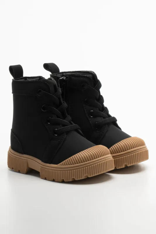 Boot Black sold by Ackermas