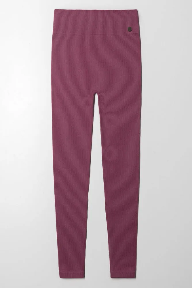 Seamless Legging Red sold by Ackermas