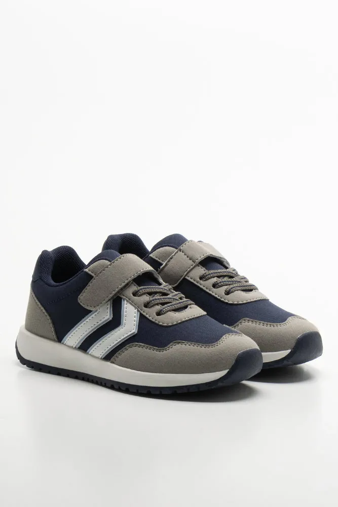 Retro Trainer Navy sold by Ackermas