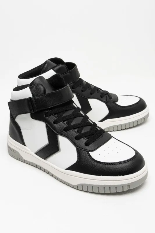 High Top Sneaker White sold by Ackermas