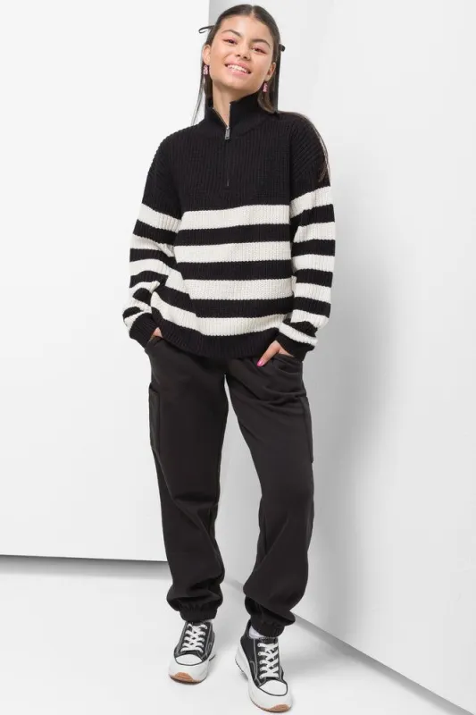 Cargo Trackpants Black sold by Ackermas