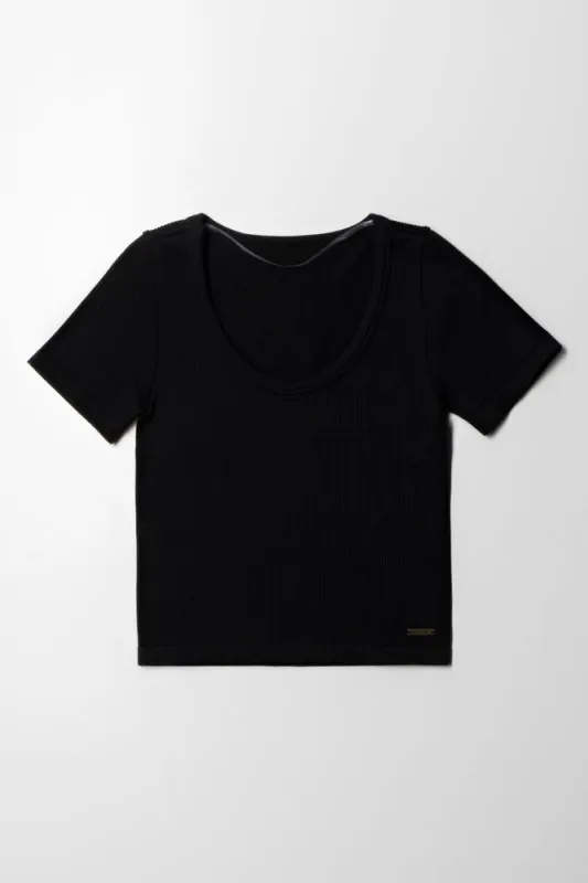 Seamless Short Sleeve T-Shirt Black sold by Ackermas