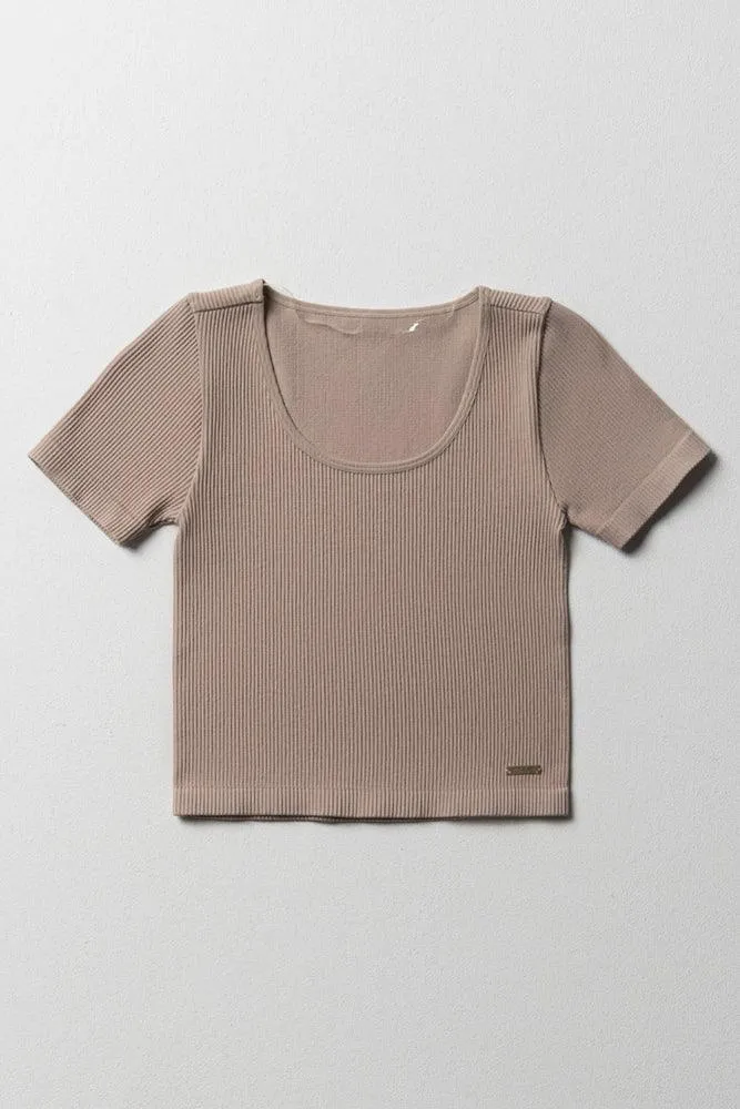 Seamless Short Sleeve T-Shirt Natural sold by Ackermas
