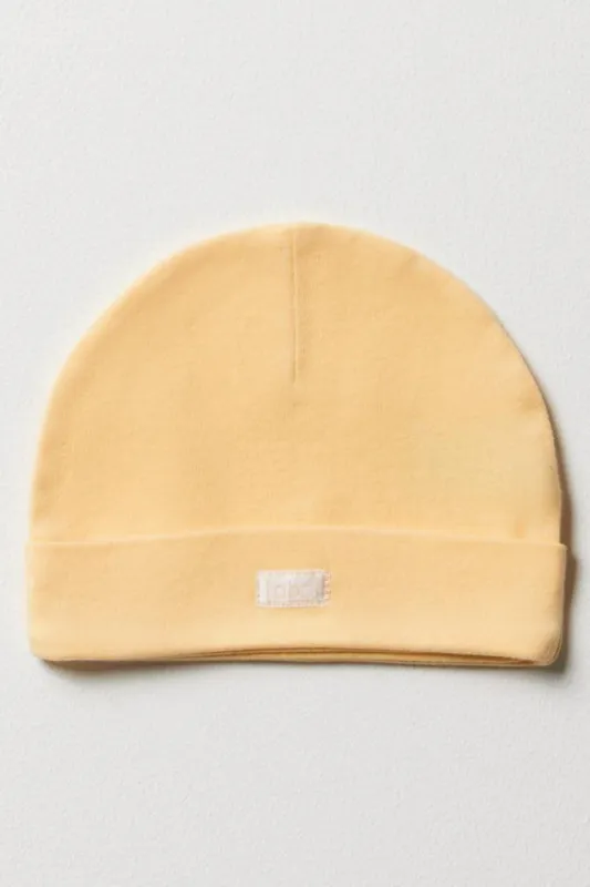 Hat Yellow sold by Ackermas