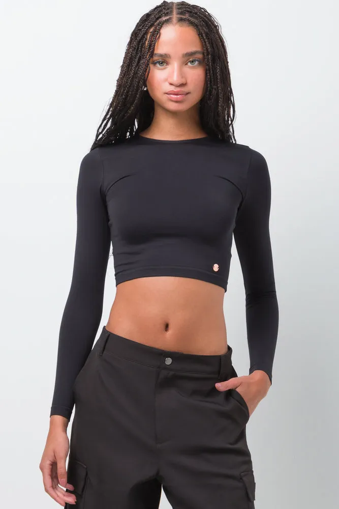 Seamless Long Sleeve Crop Top Black sold by Ackermas