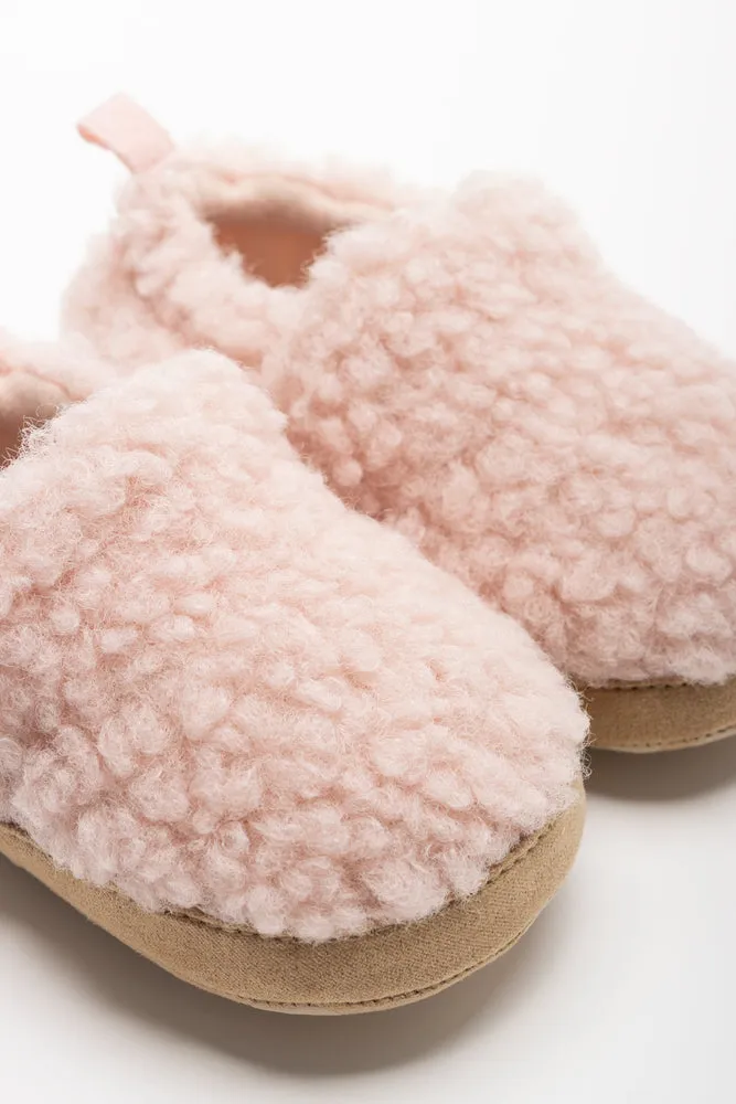 Sherpa Slippers Pink sold by Ackermas product image thumbnail 3