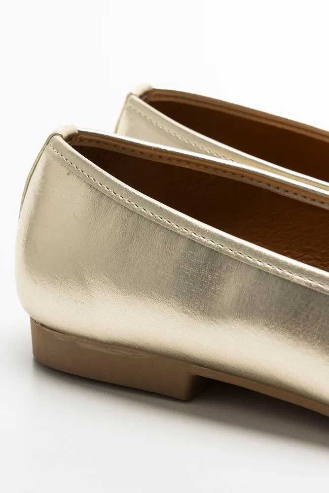 Almond Pump Gold sold by Ackermas product image thumbnail 4