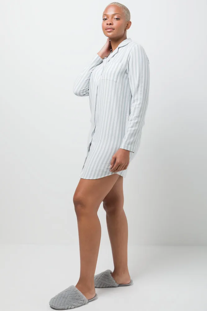 Button Up Flannel Sleepshirt Green sold by Ackermas product image thumbnail 2