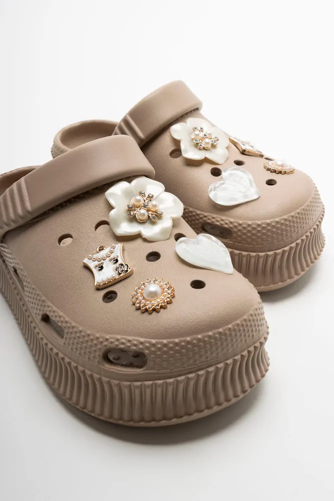 Flower Clog Natural sold by Ackermas product image thumbnail 3