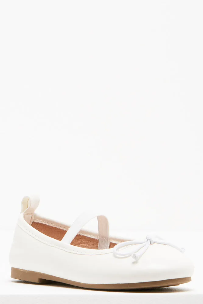 Pumps White sold by Ackermas product image thumbnail 2