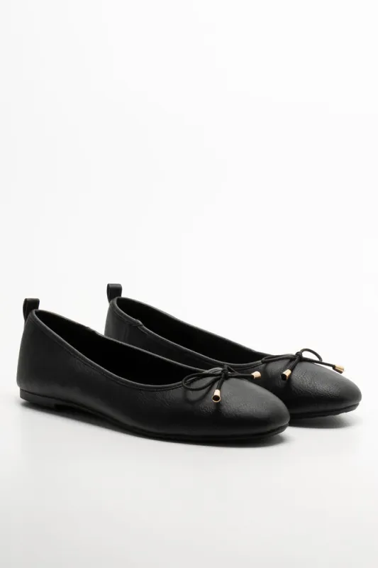 Pumps Black sold by Ackermas