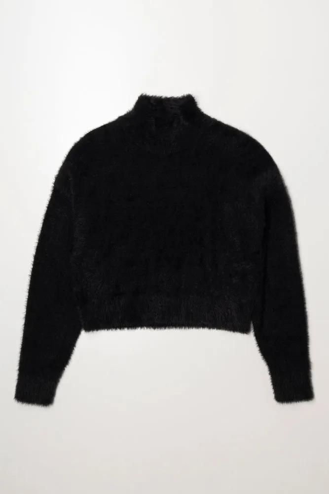 Fluffy Jersey Black sold by Ackermas