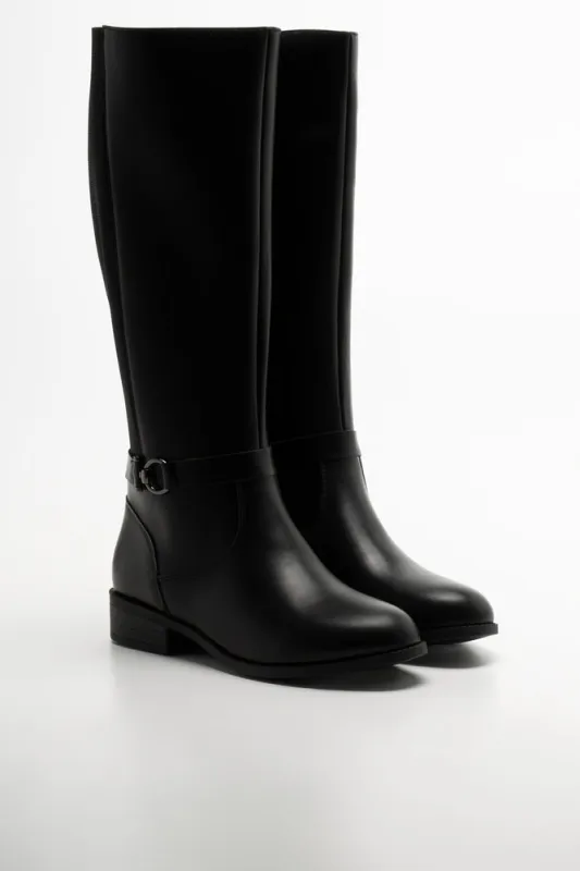 Boots Black sold by Ackermas