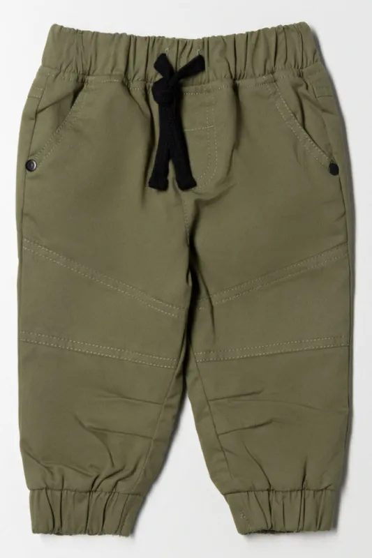Pants Green sold by Ackermas
