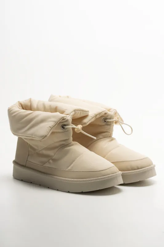 Comfy Boots Natural sold by Ackermas