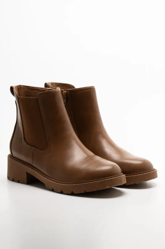 Chelsea Boots Tan sold by Ackermas