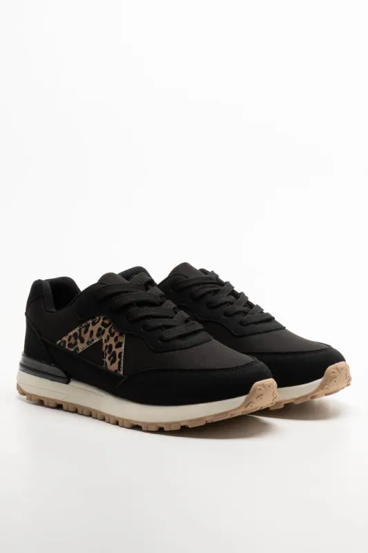 Animal Trainers Black sold by Ackermas