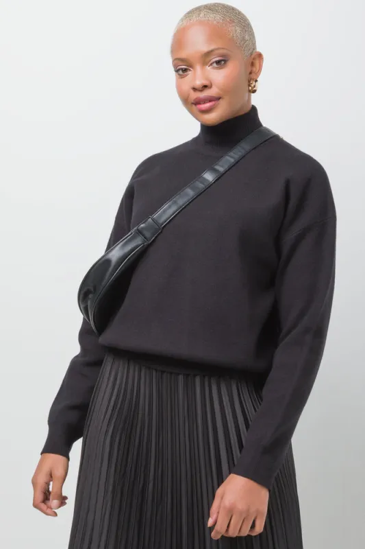 Turtleneck Jersey Black sold by Ackermas