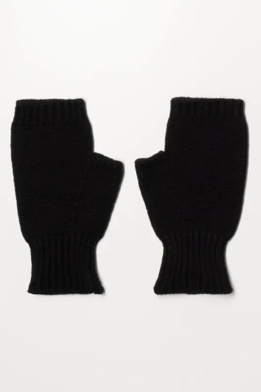 Fingerless Gloves Black sold by Ackermas