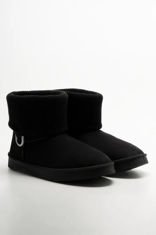 Knit Collar Boots Black sold by Ackermas