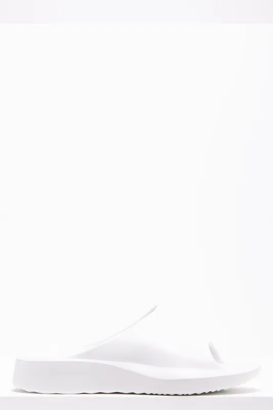 Slides White sold by Ackermas