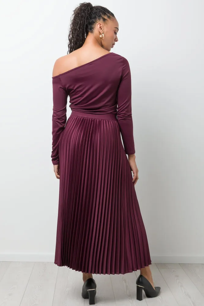 Satin Maxi Pleated Skirt Burgundy sold by Ackermas product image thumbnail 4