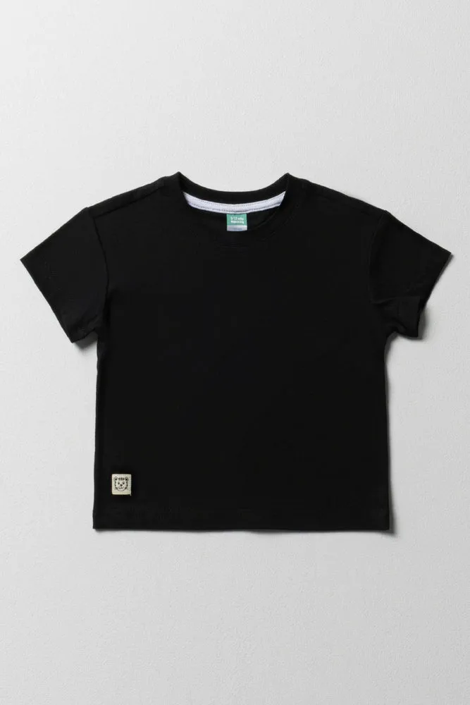 T-Shirt Black sold by Ackermas