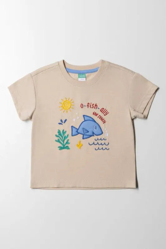 Short Sleeve T-Shirt Natural sold by Ackermas