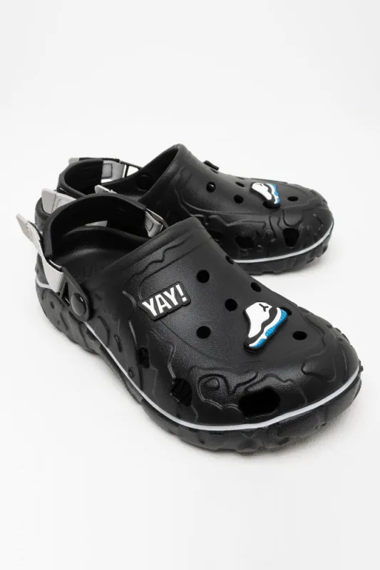 Clog Black sold by Ackermas
