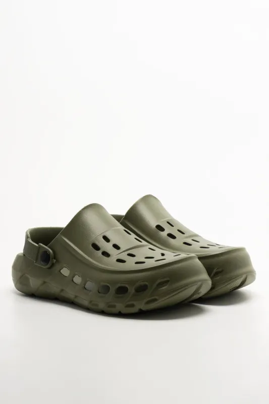 Clogs Green sold by Ackermas