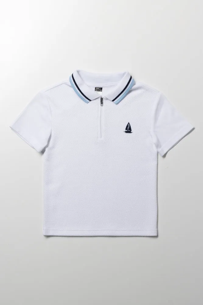 Golfer White sold by Ackermas