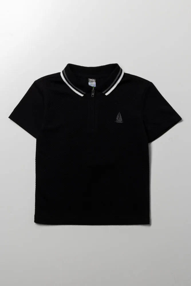 Short Sleeve Golfer Black sold by Ackermas