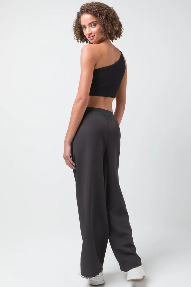 Seamless Asymmetrical Top Black sold by Ackermas product image thumbnail 3