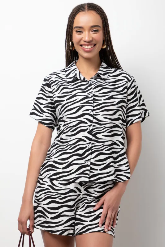 Zebra Short Sleeve Shirt Black And White sold by Ackermas