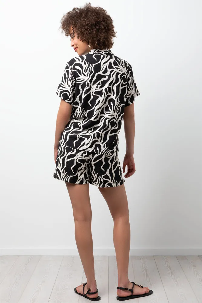 Swirl Shorts Black And Cream sold by Ackermas product image thumbnail 3