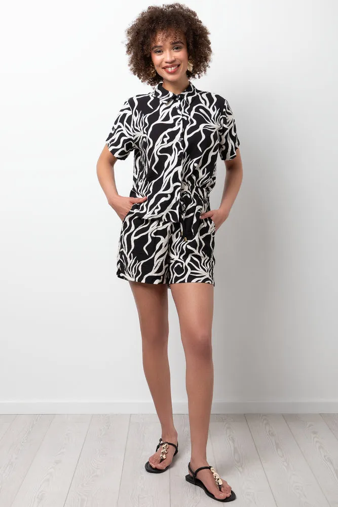 Swirl Shorts Black And Cream sold by Ackermas