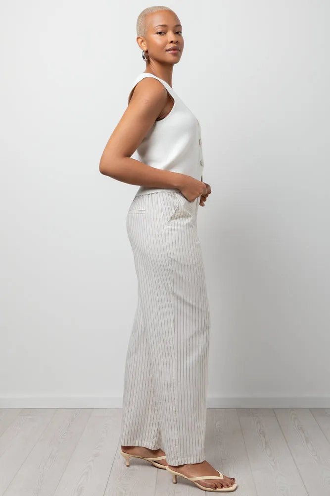 Sleeveless Knitwear Top White sold by Ackermas product image thumbnail 2