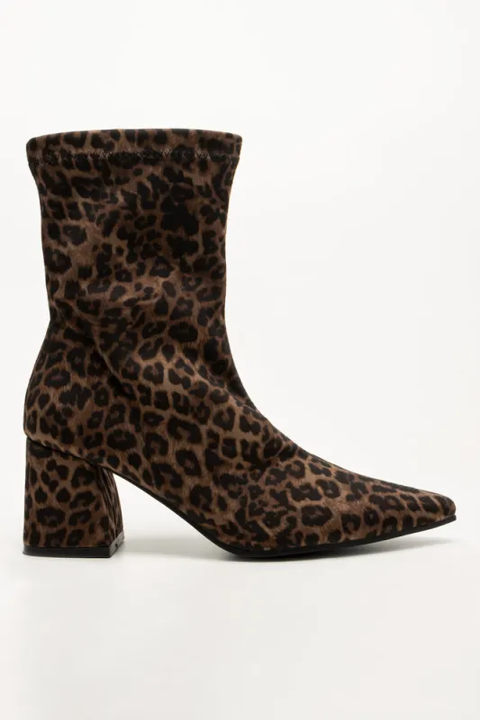 Animal Print Block Heel Boots Brown made by Ackermas