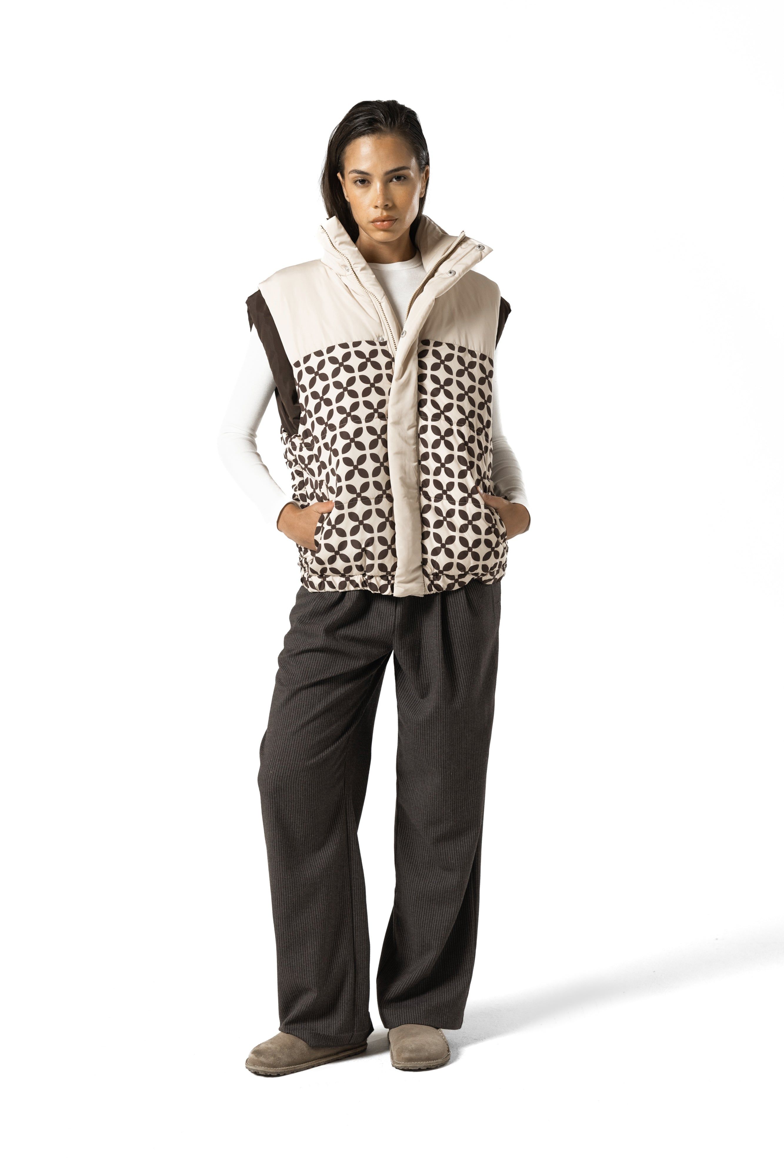 LIZ Pattern Gilet sold by Sisters and Seekers product image thumbnail 4