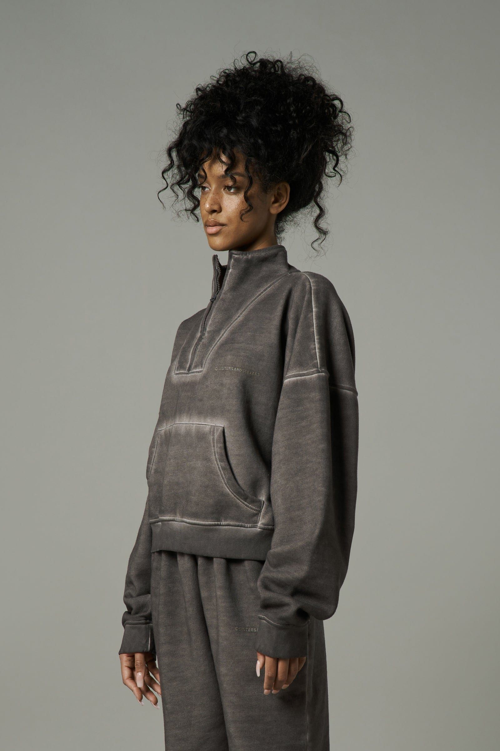 Gear Wash Pullover in Bovril sold by Sisters and Seekers product image thumbnail 4