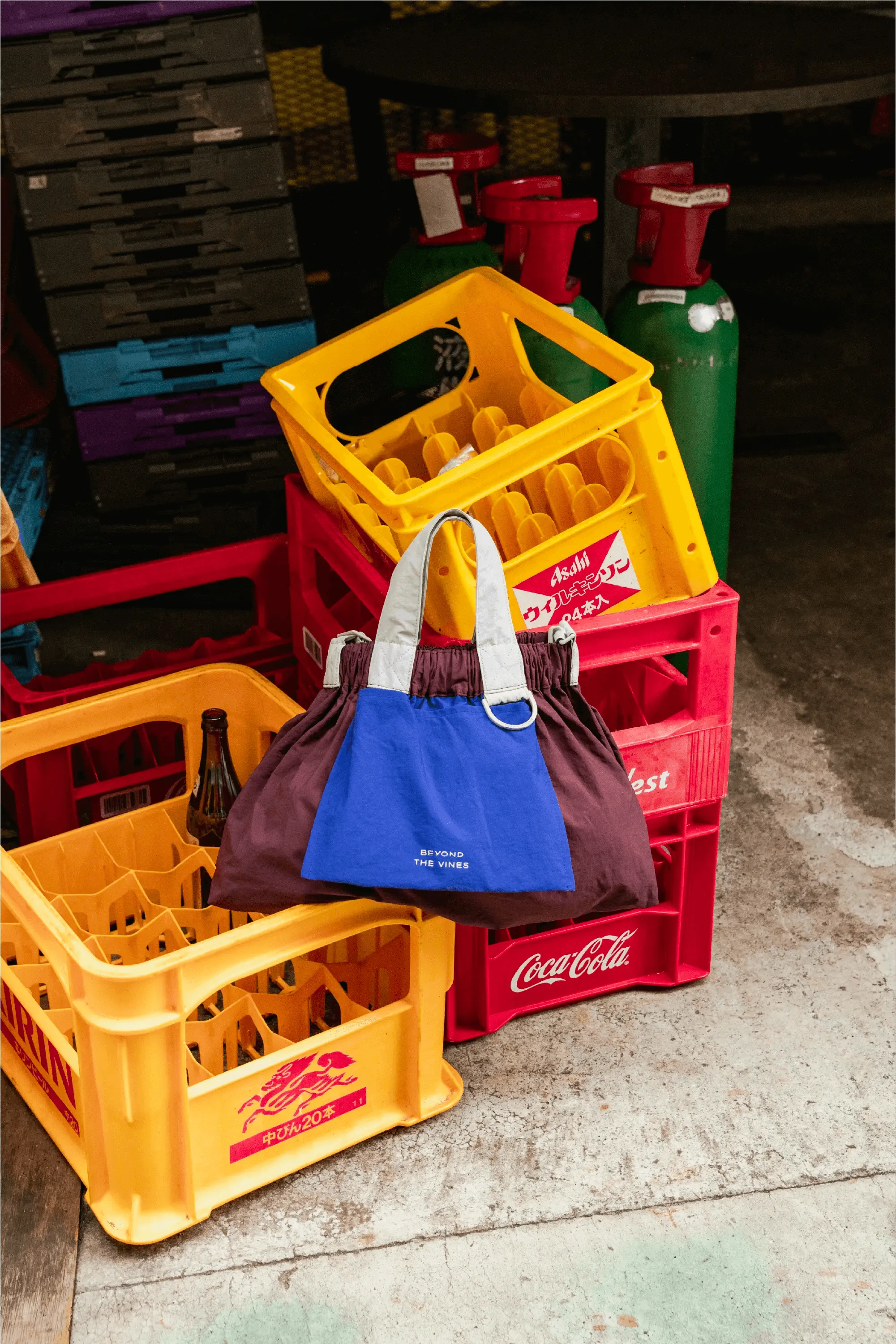 Colourblock M Dumpling Bag sold by Beyond The Vines product image thumbnail 3