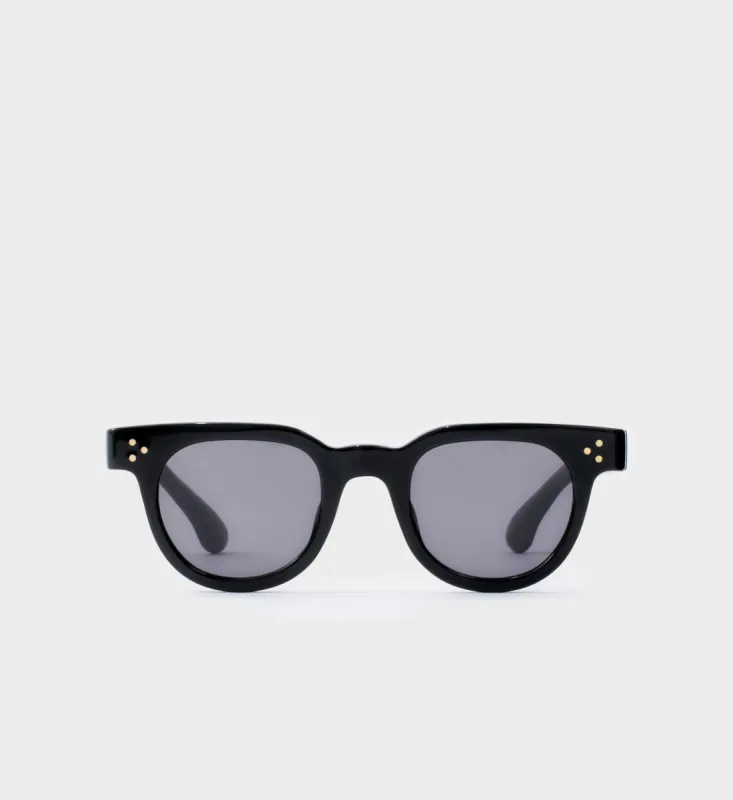 Frame N.04 - Black sold by Sporty and Rich