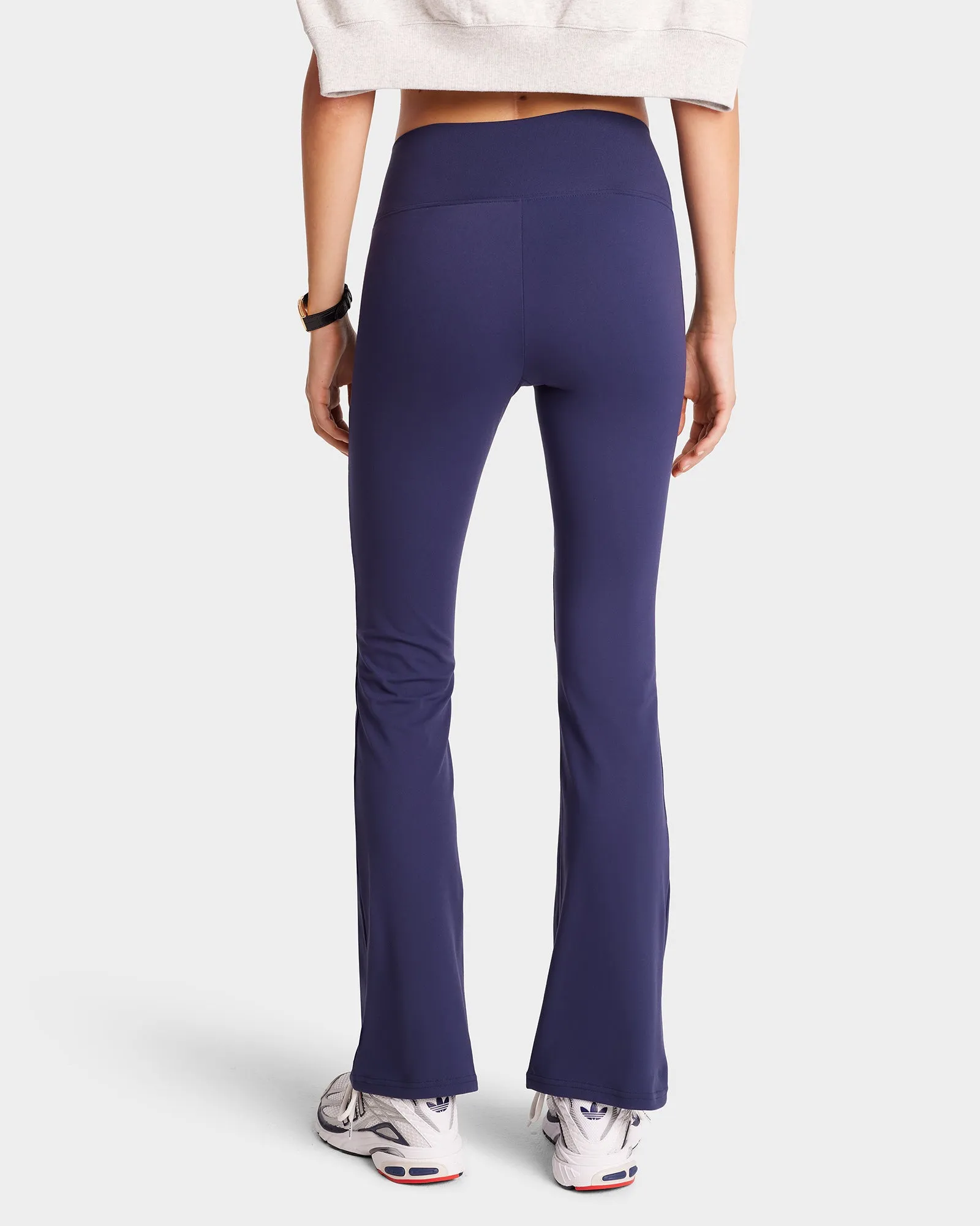 Serif Logo Flared Legging - Navy/White sold by Sporty and Rich product image thumbnail 4